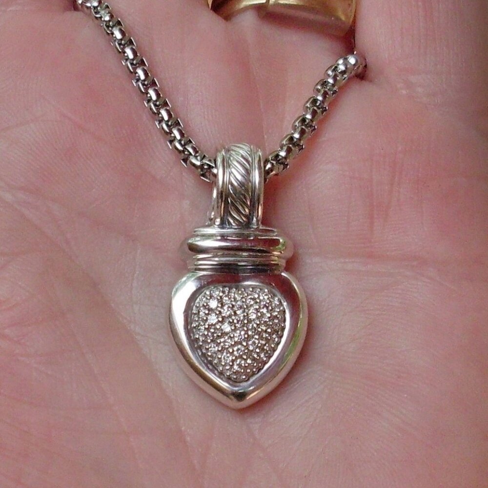 Retired David Yurman Diamond Heart Pendant w/Chain - 18K/925 - Gift Boxed - Picture 3 of 12